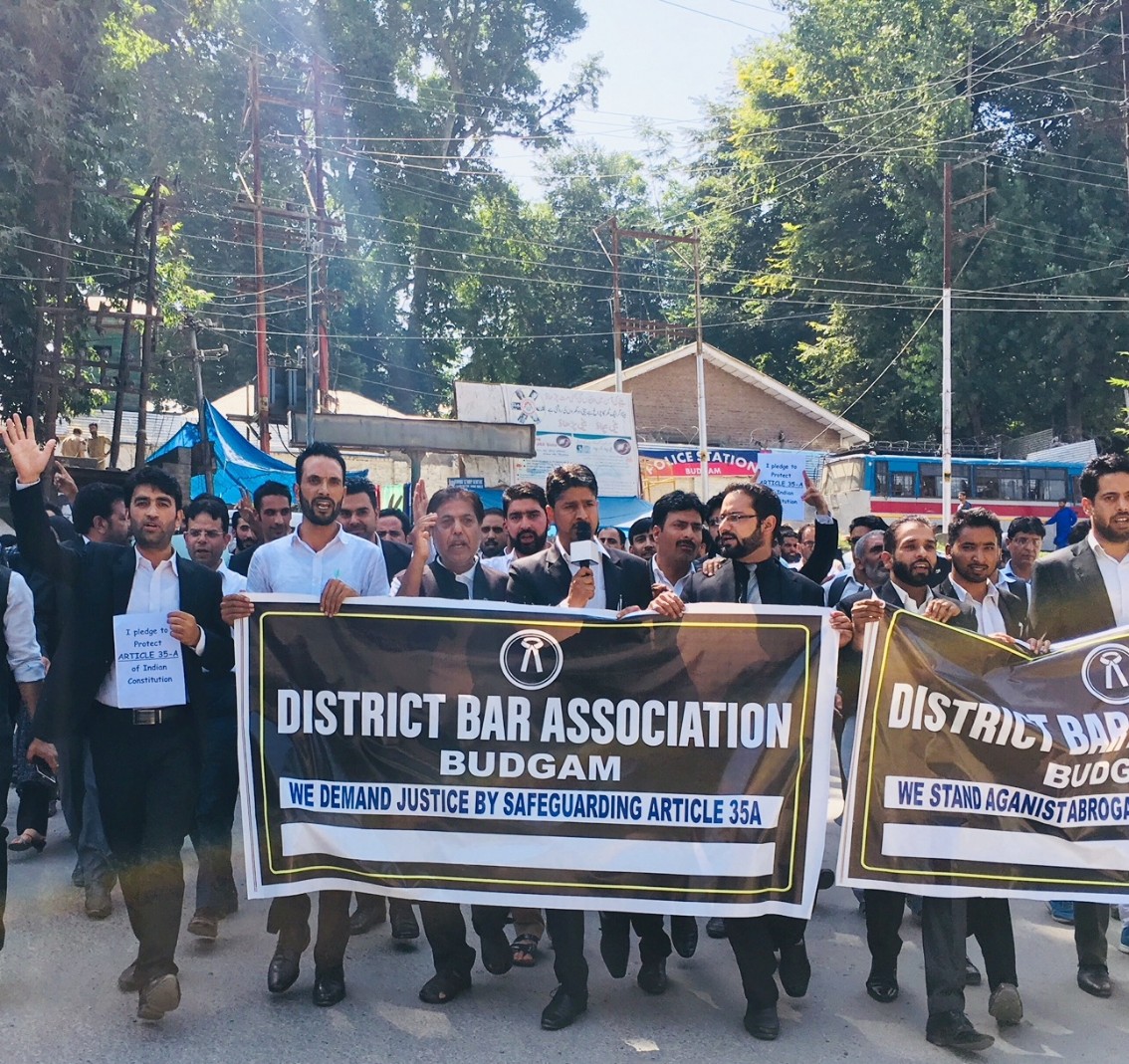 Article 35A row: Lawyers, traders stage protest in Budgam town