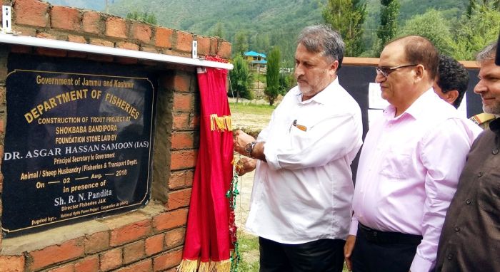 Samoon lays foundation of Rs 6.30 cr Trout project in Bandipora