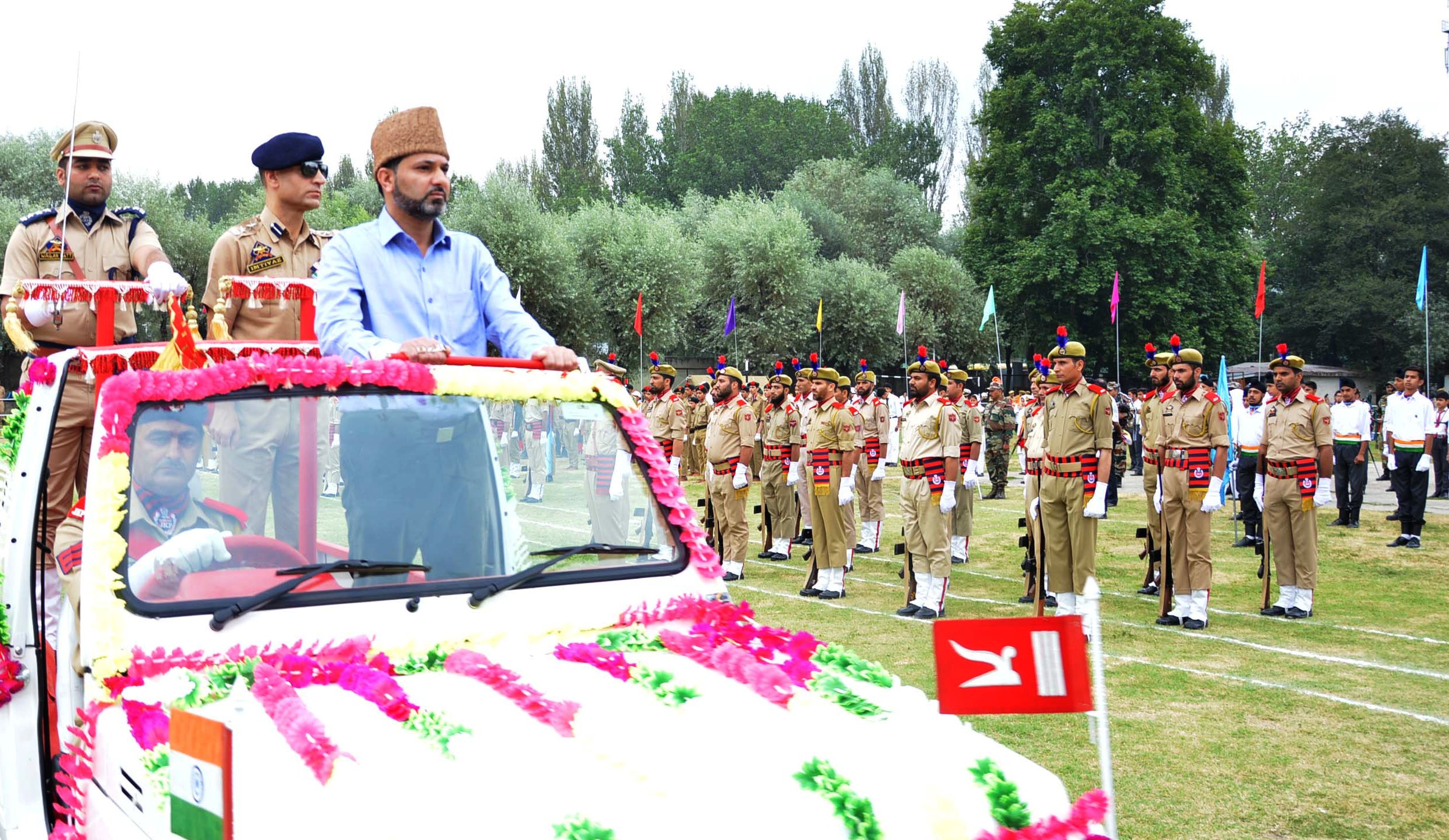 Full dress rehearsal of I-Day celebrations held across Kashmir division