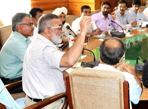 Empowering farmers must to attract innovative minds towards agriculture: Dir Agri