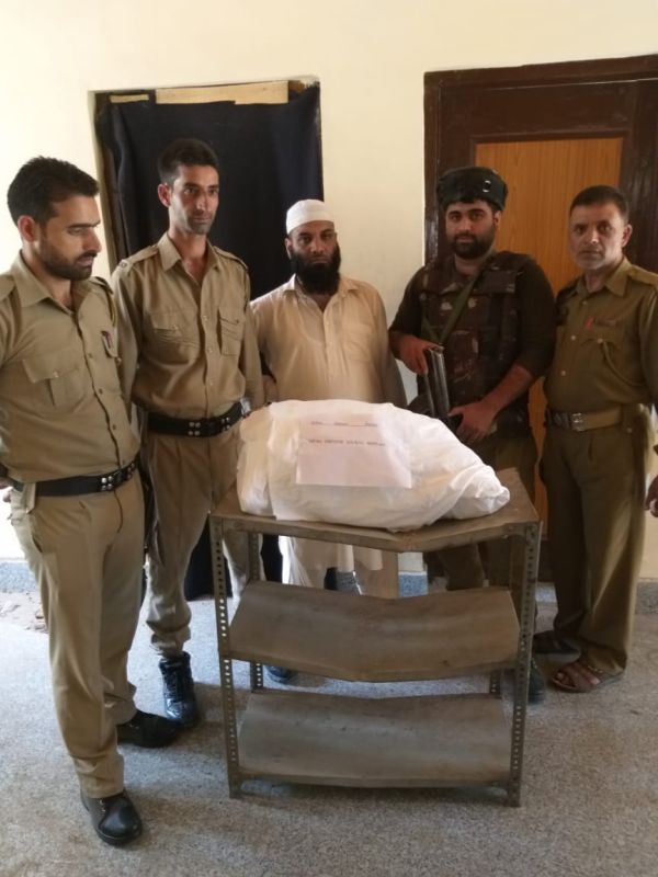 Drug peddler arrested in Pattan: Police