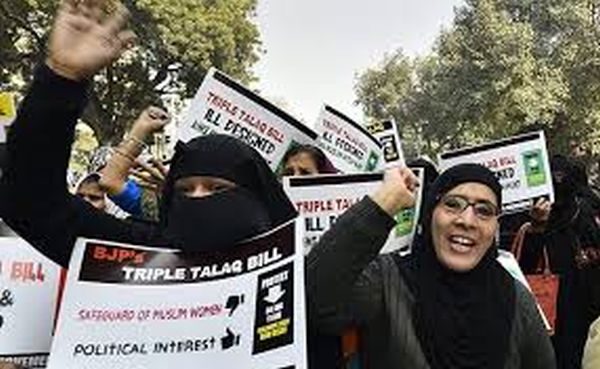 Govt adds safeguards in triple talaq bill