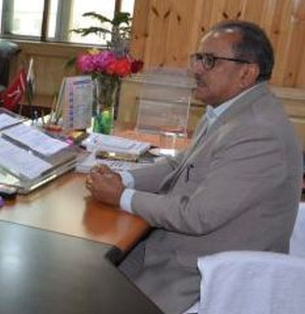 Legislators call on Speaker LA