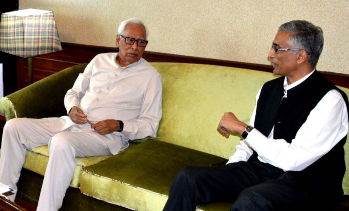 Iyer meets Governor