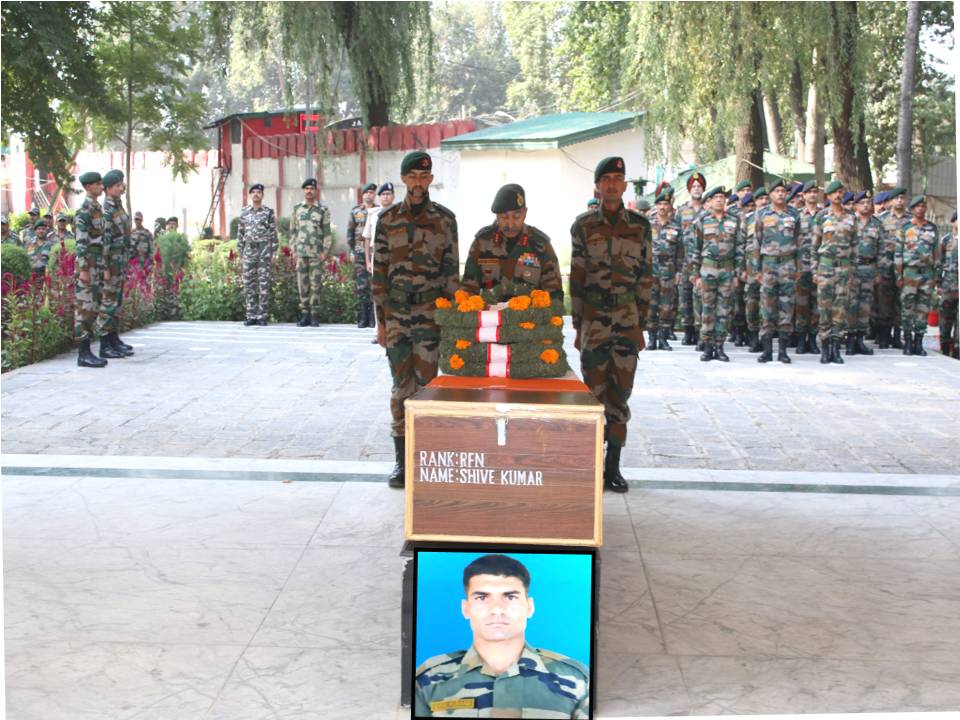Army pays tributes to slain soldier