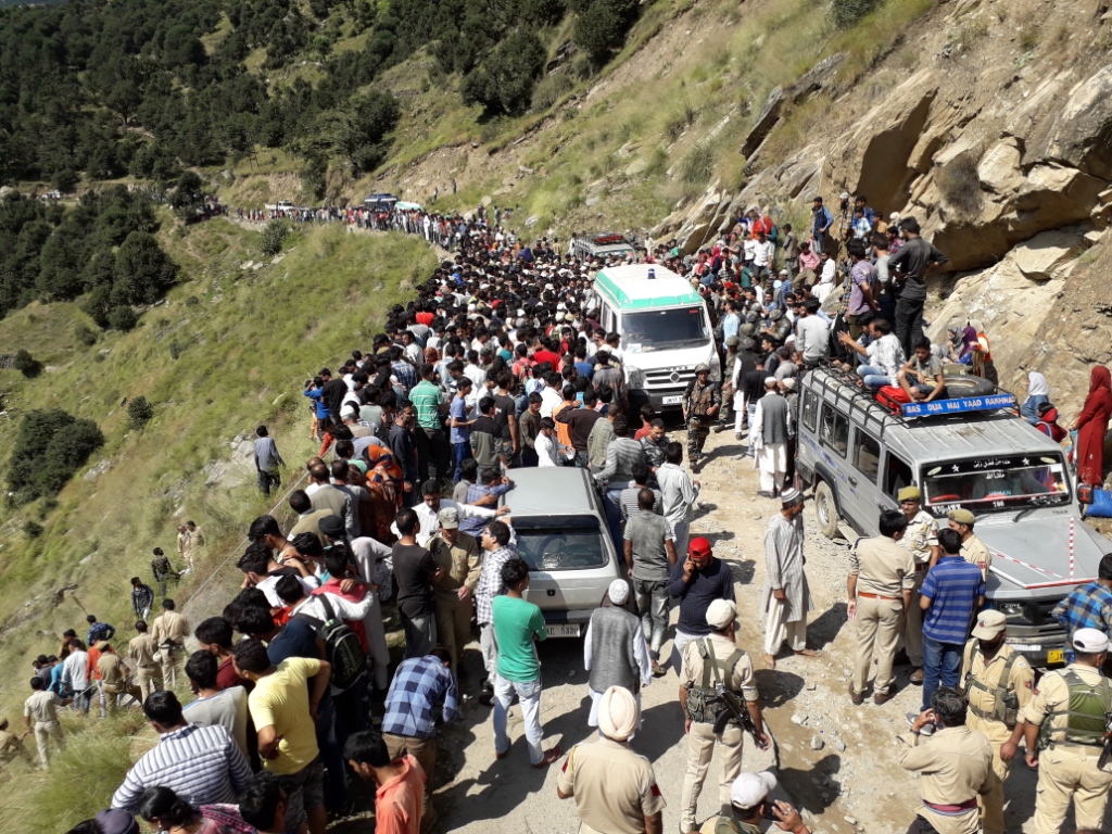 17 passengers killed in road accident in Kishtwar