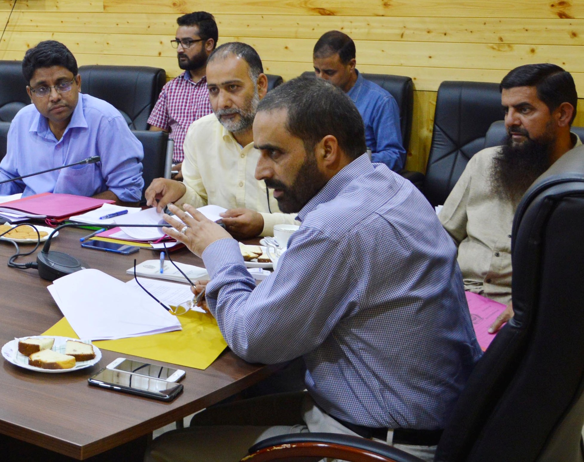 Advertisement Policy for Electronic Media: Committee to draft guidelines meets