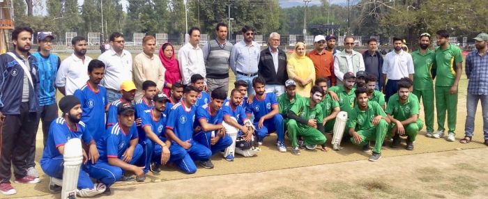 Secy JK State Sports Council inaugurates cricket tourney for deaf and dumb