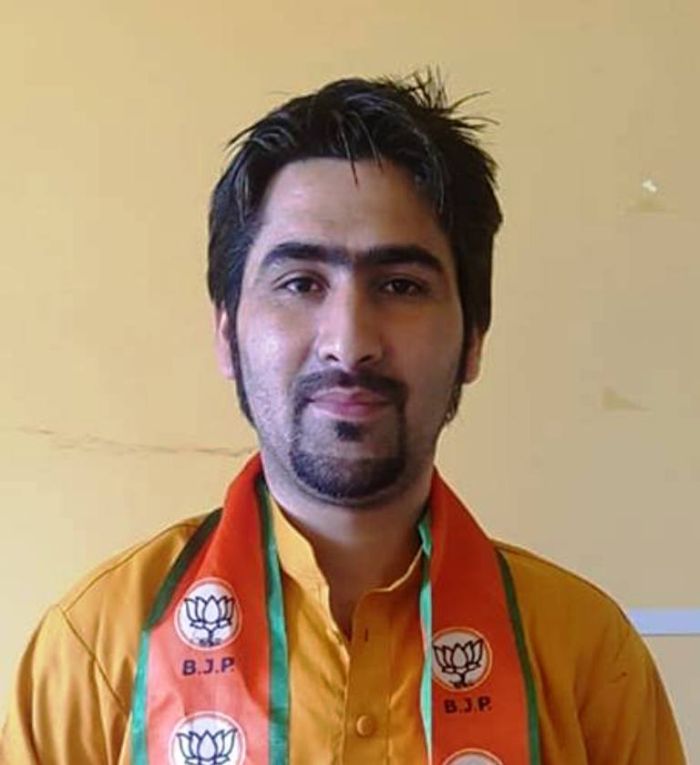 BJP district president Bandipora booked for abusing BDO