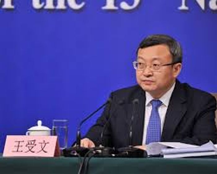 China says can’t hold US trade talks with ‘knife to the throat’