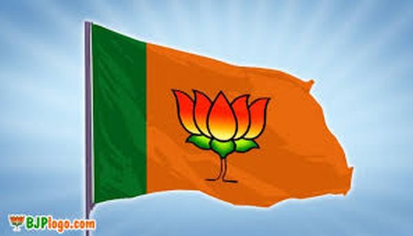 BJP projects LS polls as battle between “daydreaming” opposition, its alliance