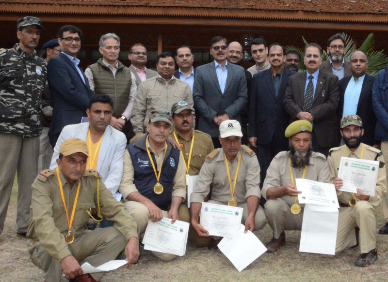 Kumar visits Dachigam National Wildlife Park