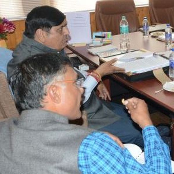 Vyas for making PSUs vibrant, financially viable