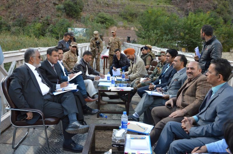 DC Baramulla chairs Cross-LoC trade meet