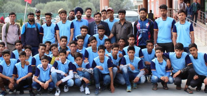 DDC Ganderbal flags-off students for inter-district baseball tournament