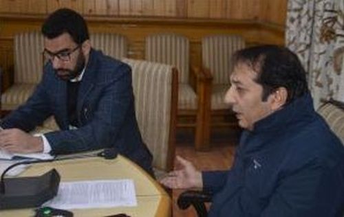 Establish 24×7 snow clearance control rooms from October 17: Div Com to DCs