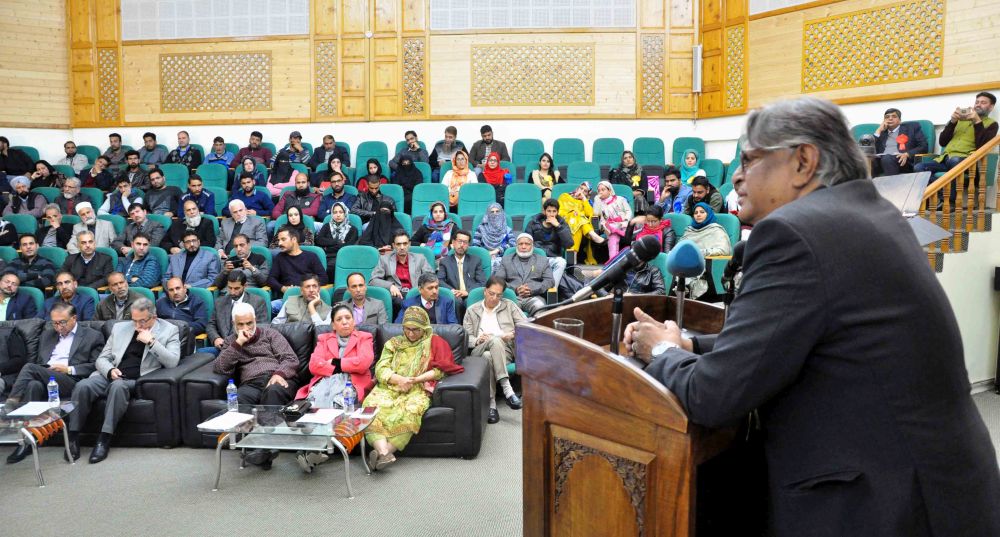 Seminar on ‘Climate Change Vulnerability of J&K State’ held at KU