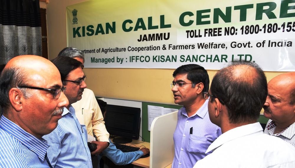 Director Extension inspects upgraded Jammu Kissan Call Centre