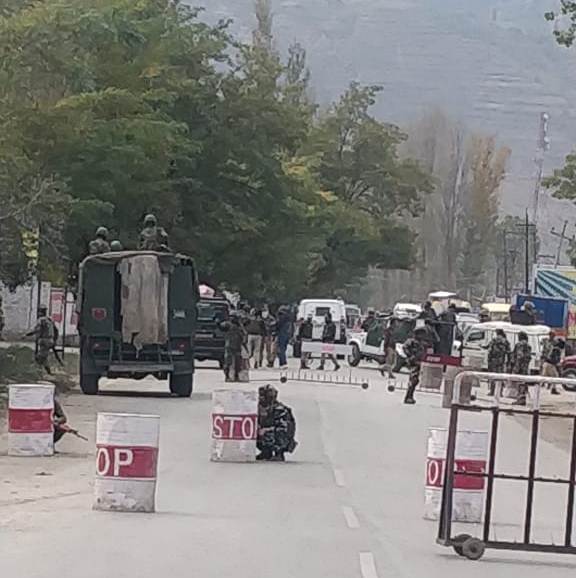 Two militants killed in Baramulla shootout