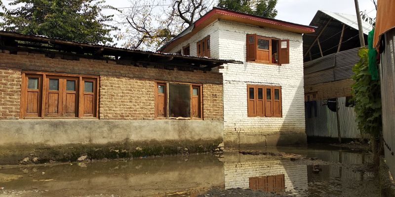 Locals of Mawar village in Handwara demand clubbing of local Primary School