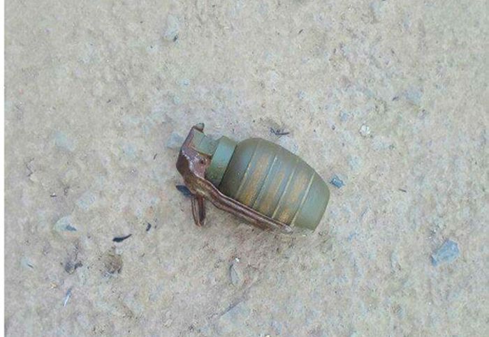 Two soldiers injured in Pulwama grenade attack