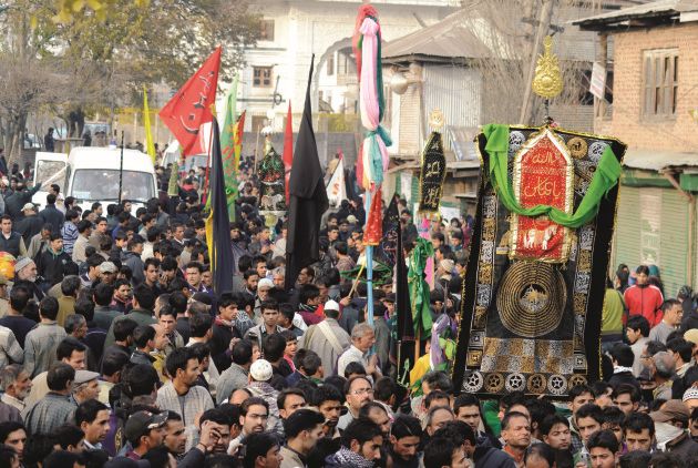 Thousands mark Arbaeen in Kashmir