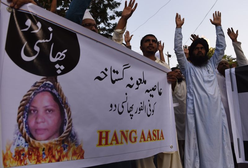 Pakistan court acquits Christian woman on death row for blasphemy