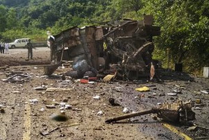 4 civilians, one CISF jawan killed in IED blast in C’garh