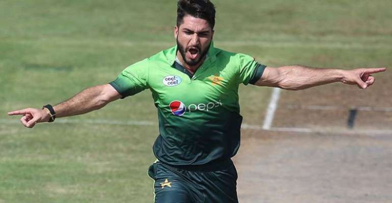 Shinwari signed by Melbourne Renegades for Big Bash League