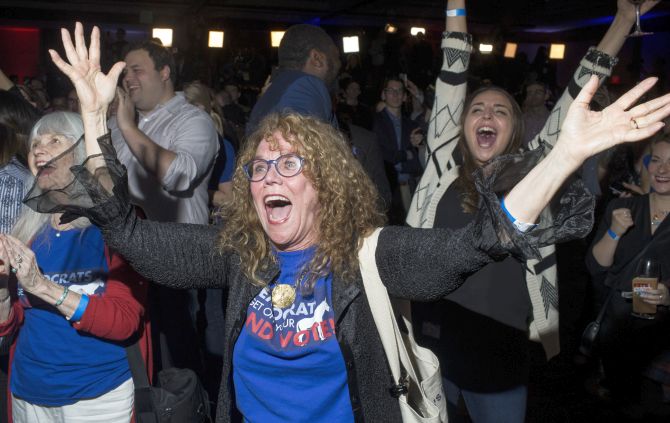 Democrats take control of House, GOP retains Senate