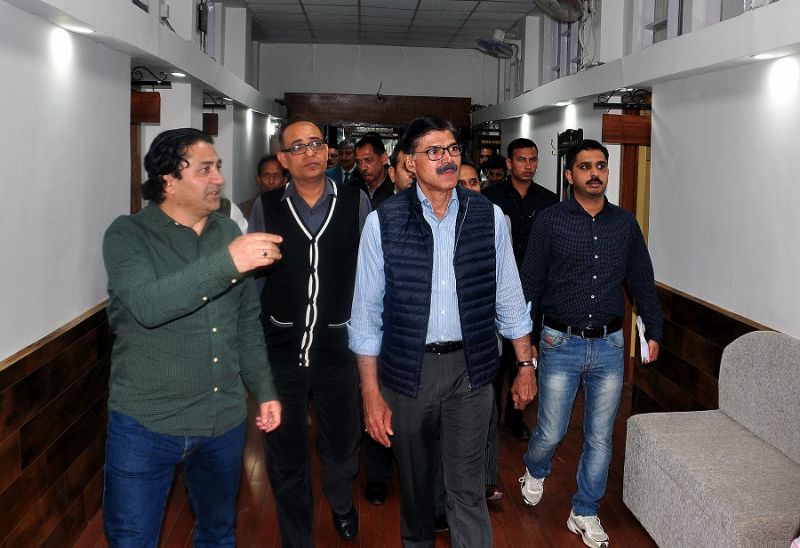 Kumar visits Civil Secretariat, inspects Darbar Move arrangements