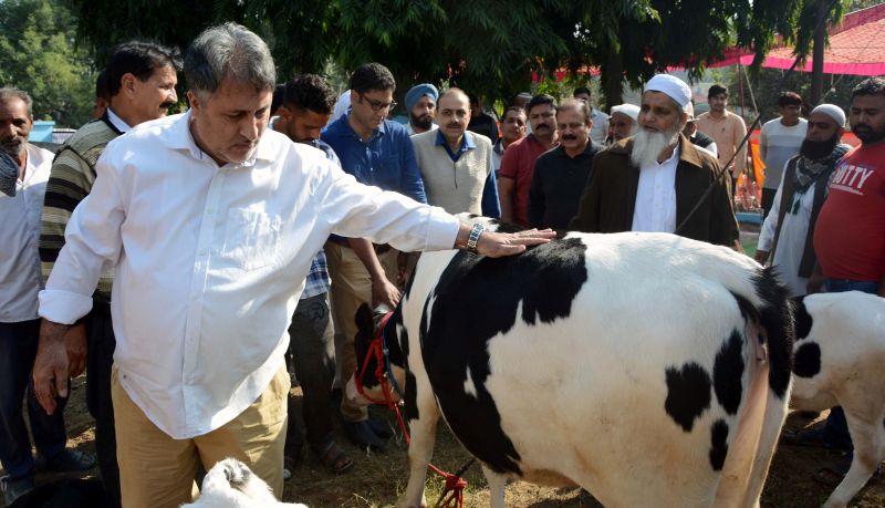 Samoon conducts extensive tour of Akhnoor, Sunderbani