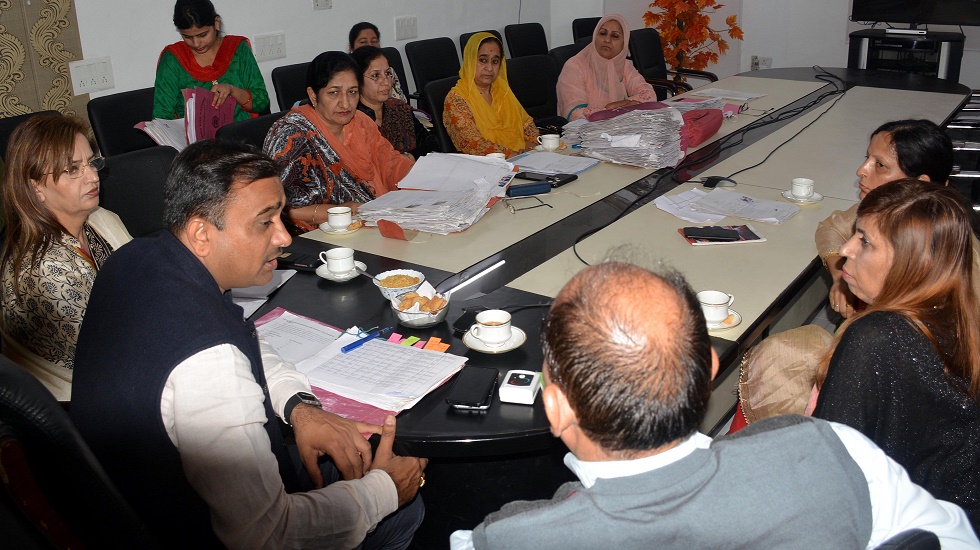 DC Jammu reviews progress under ‘Ladli Beti’