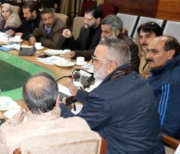 Director Agriculture Kashmir reviews expenditure, liability of key schemes