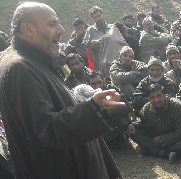 Reverse the decision of declaring J&K Bank a PSU: Rasheed