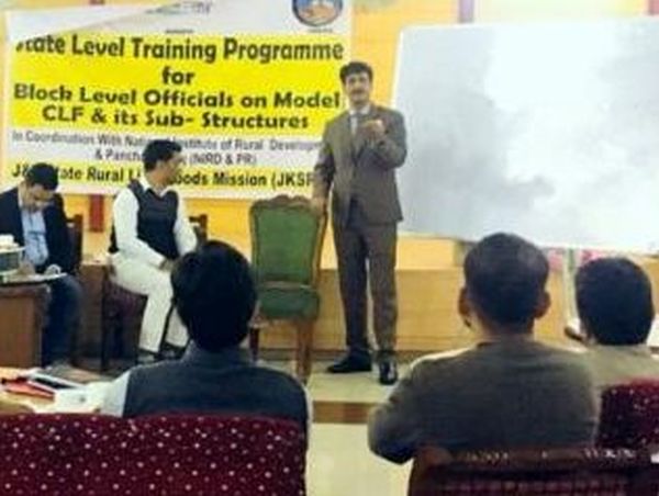 JKSRLM organises State Level Training Programme on Model CLF, its sub-structures