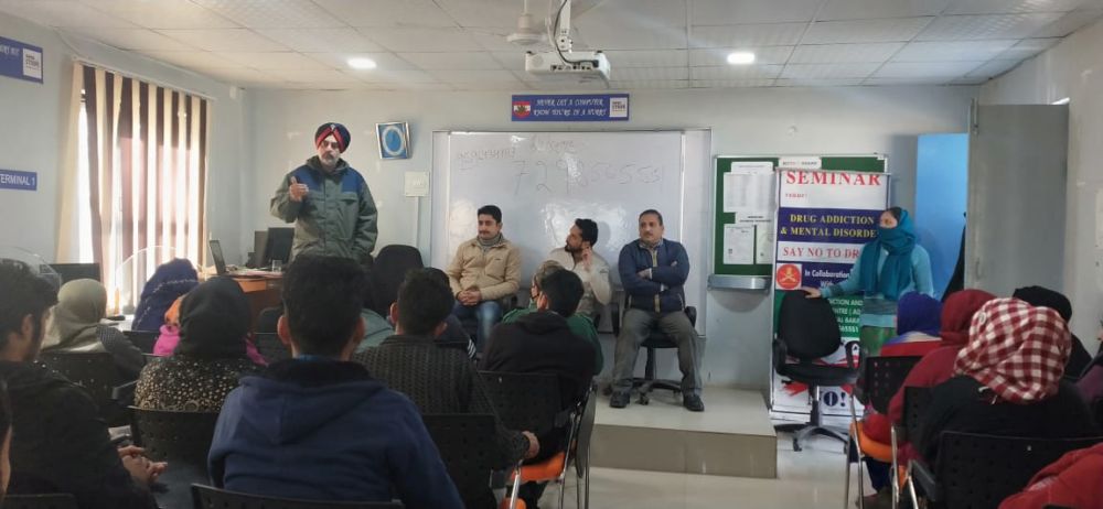 Army conducts de-addiction seminar at Uri