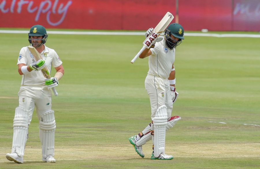South Africa beat Pakistan in first Test