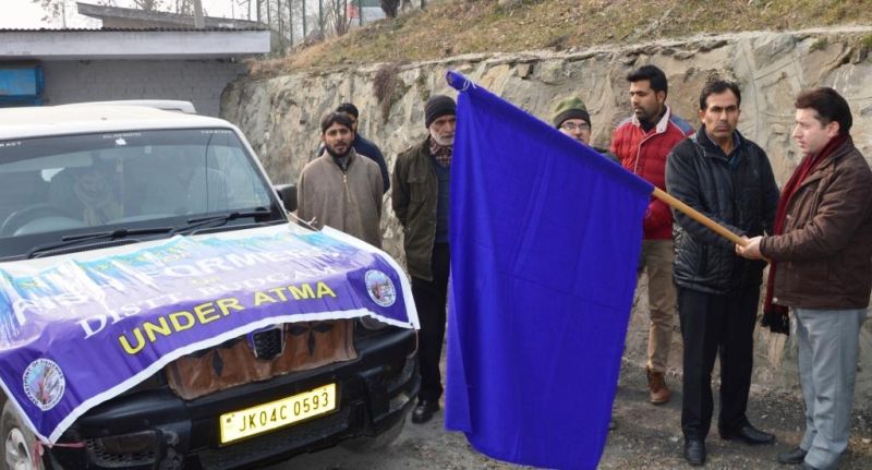 ADC Budgam flags off fish farmers on exposure tour