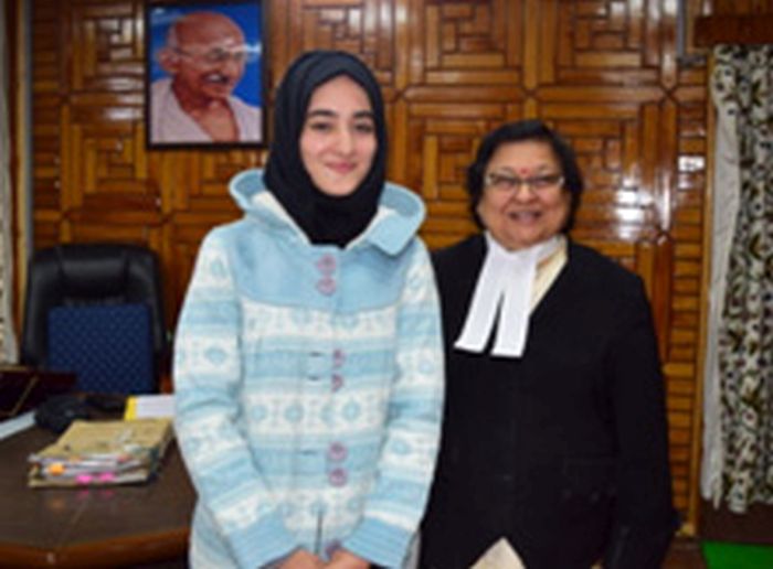 Chief Justice felicitates Fiza for winning gold medal