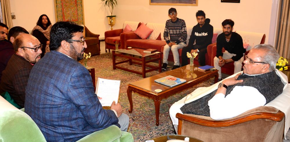 Delegation led by Chairman J&K Legislative Council meets Governor