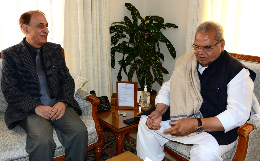 Chairman J&K PSC meets Governor