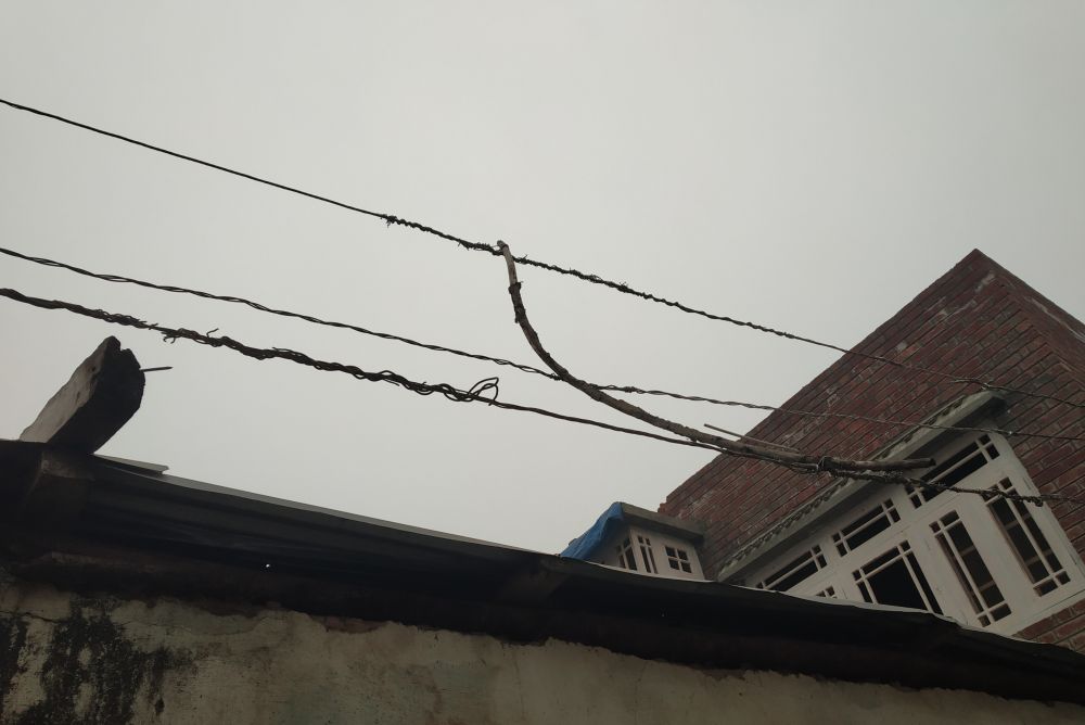 No replacement of electric wires since electrification of Durapora Shopian