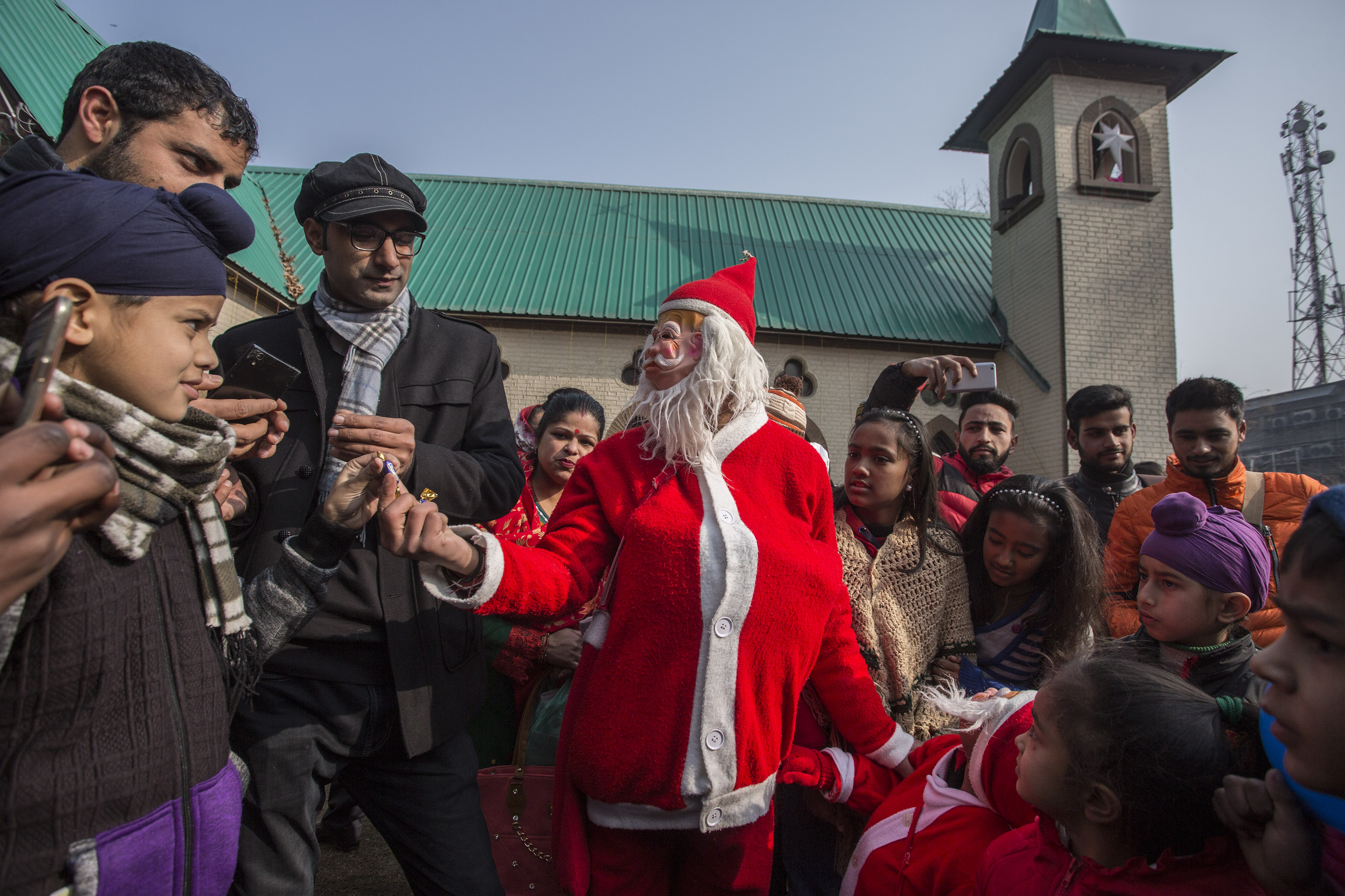 Christmas celebrated with religious fervour in Kashmir Valley
