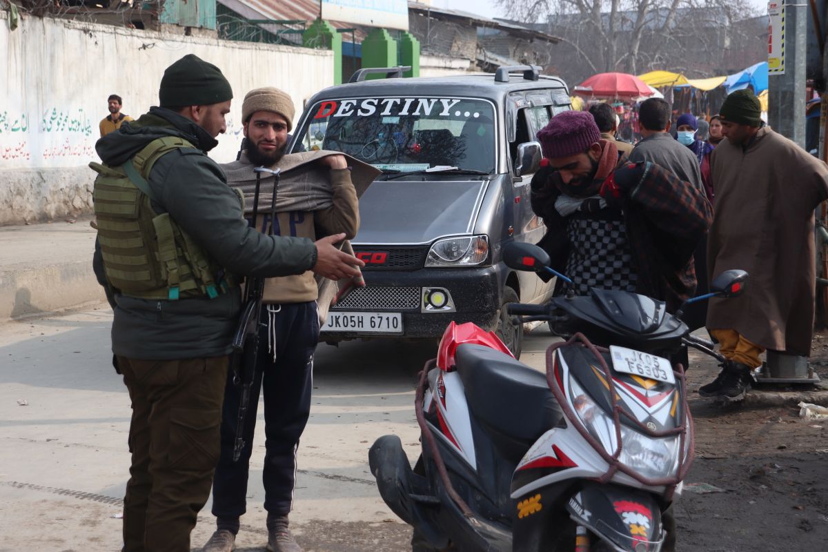 Security tightened in Kashmir ahead of Republic Day