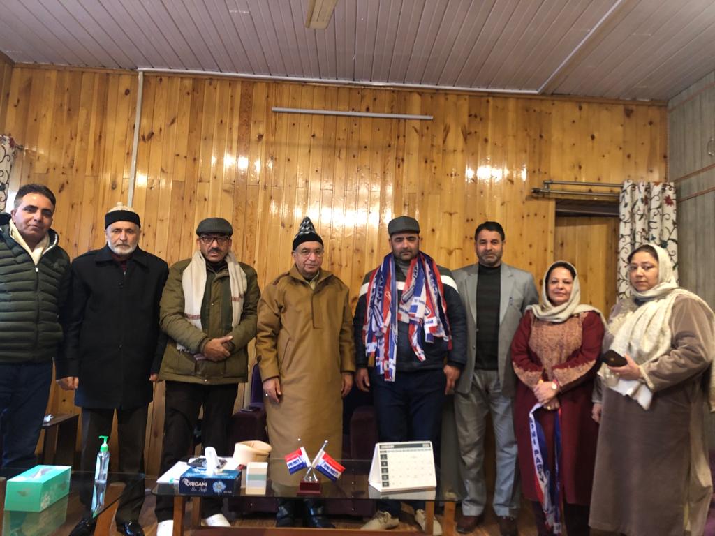 Former CPIM state president joins Apni Party