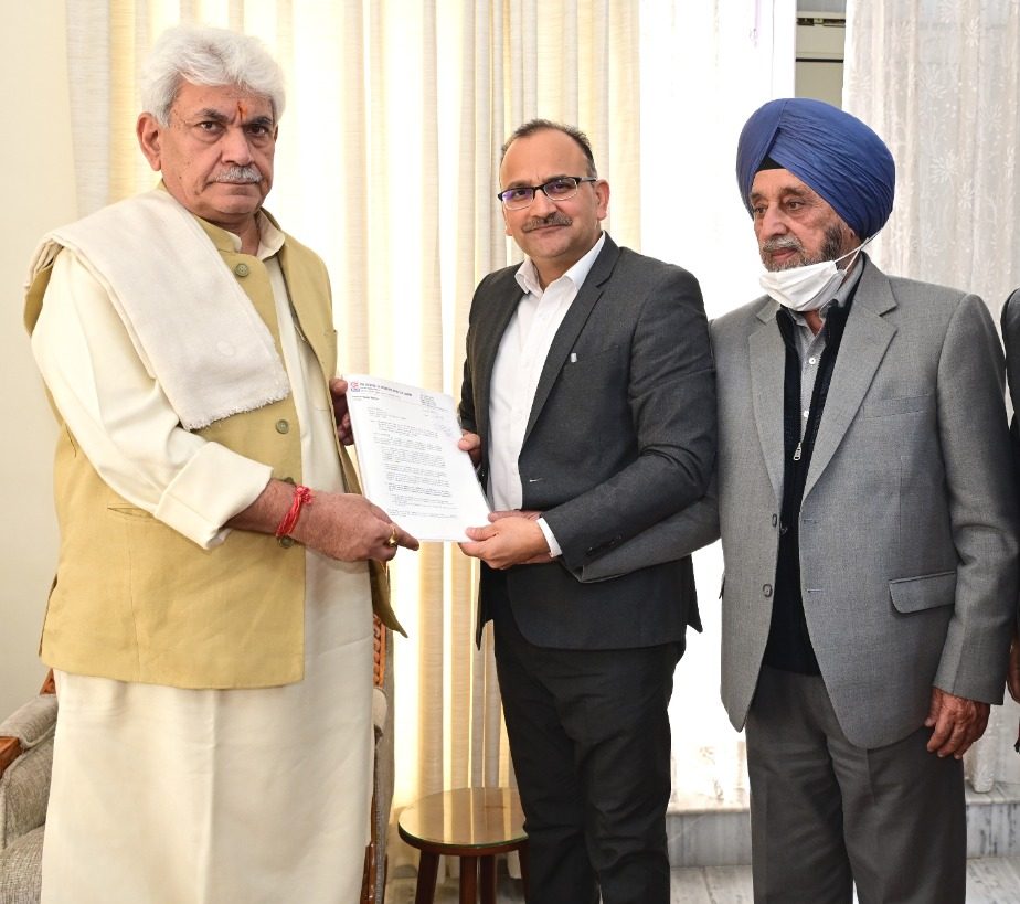 Chairman Citizens Cooperative Bank, others call on LG