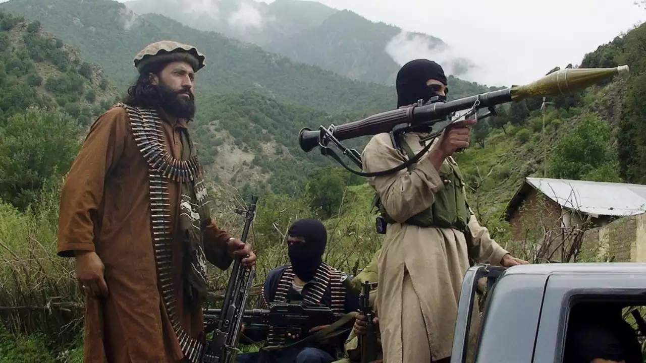 Pakistani Taliban threatens to target top leaders of PML-N and PPP