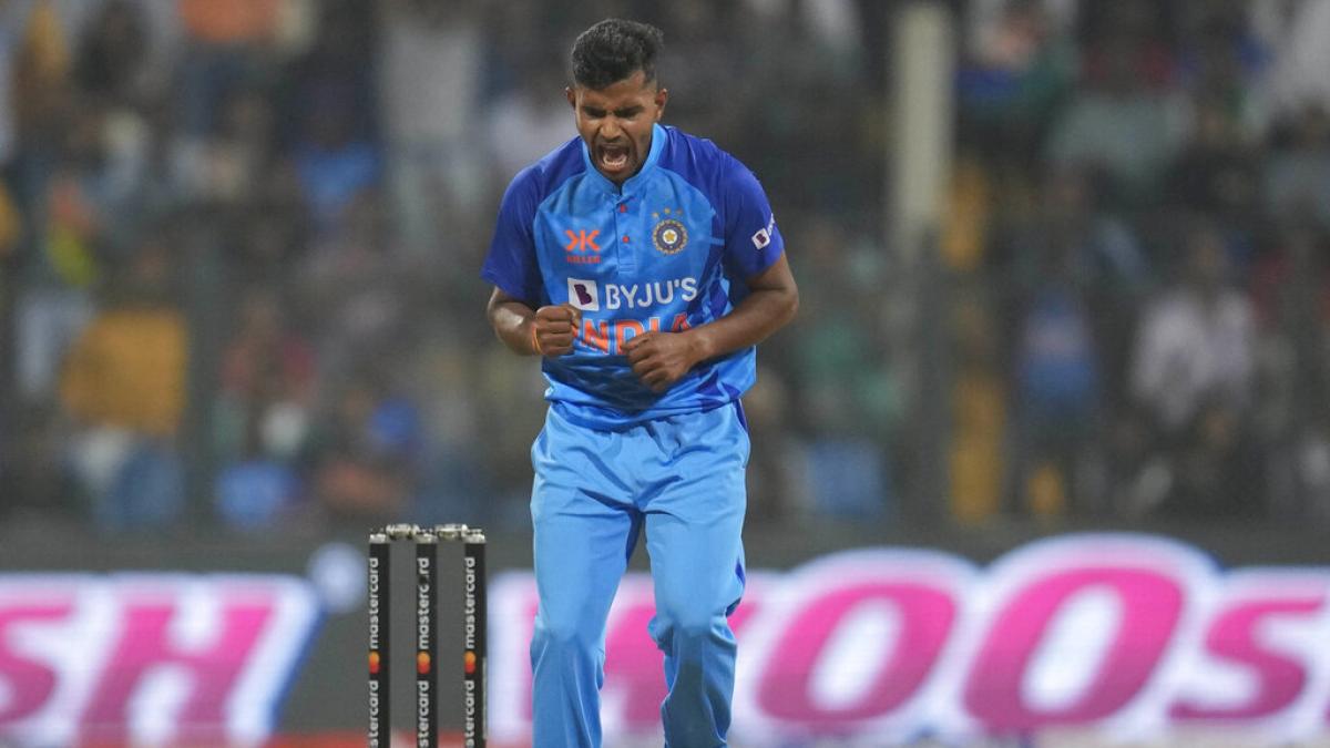 ‘My main agenda is to bowl in powerplay, take early wickets’: Shivam Mavi