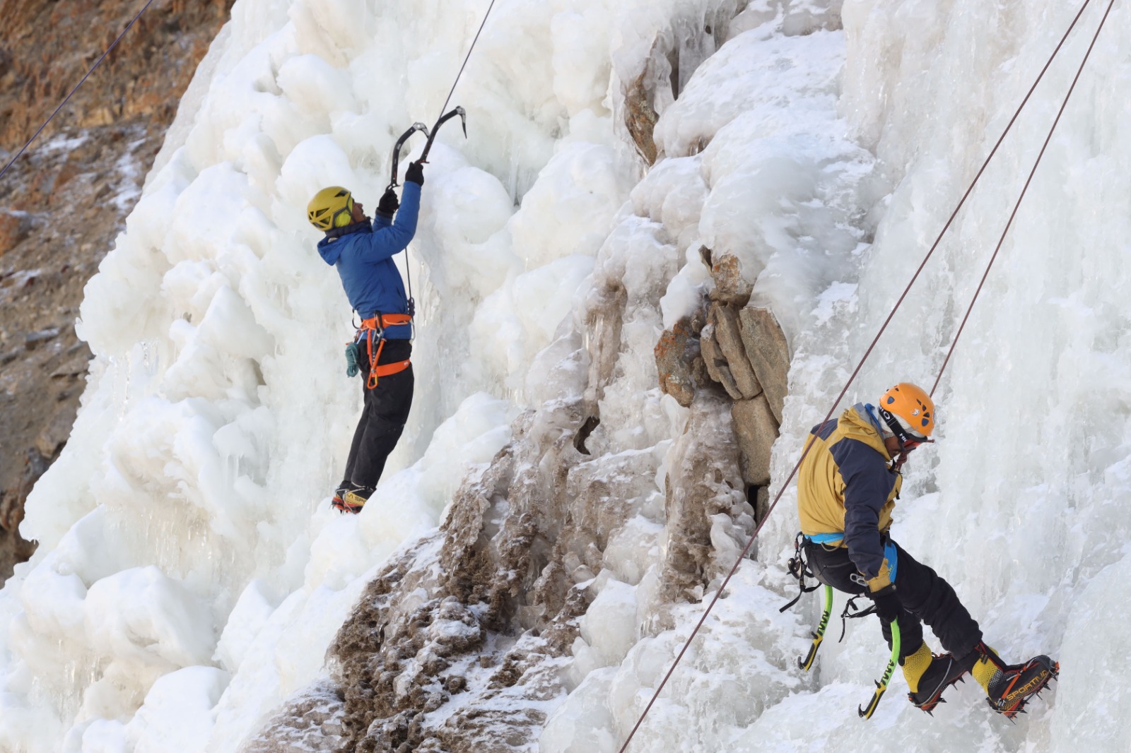 LG Mathur inaugurates 4th Ladakh Ice Climbing Festival